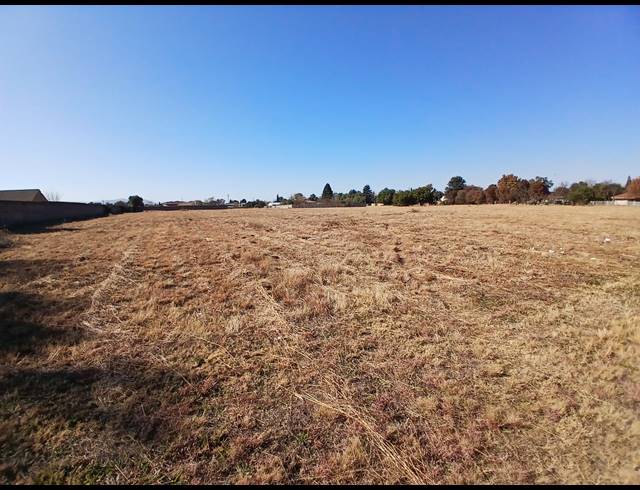 4,108M² VACANT LAND FOR SALE IN HENLEY ON KLIP